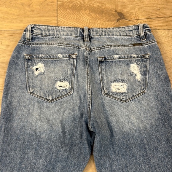 Kancan Ruby High Rise Distressed Boyfriend Jeans - Picture 15 of 16